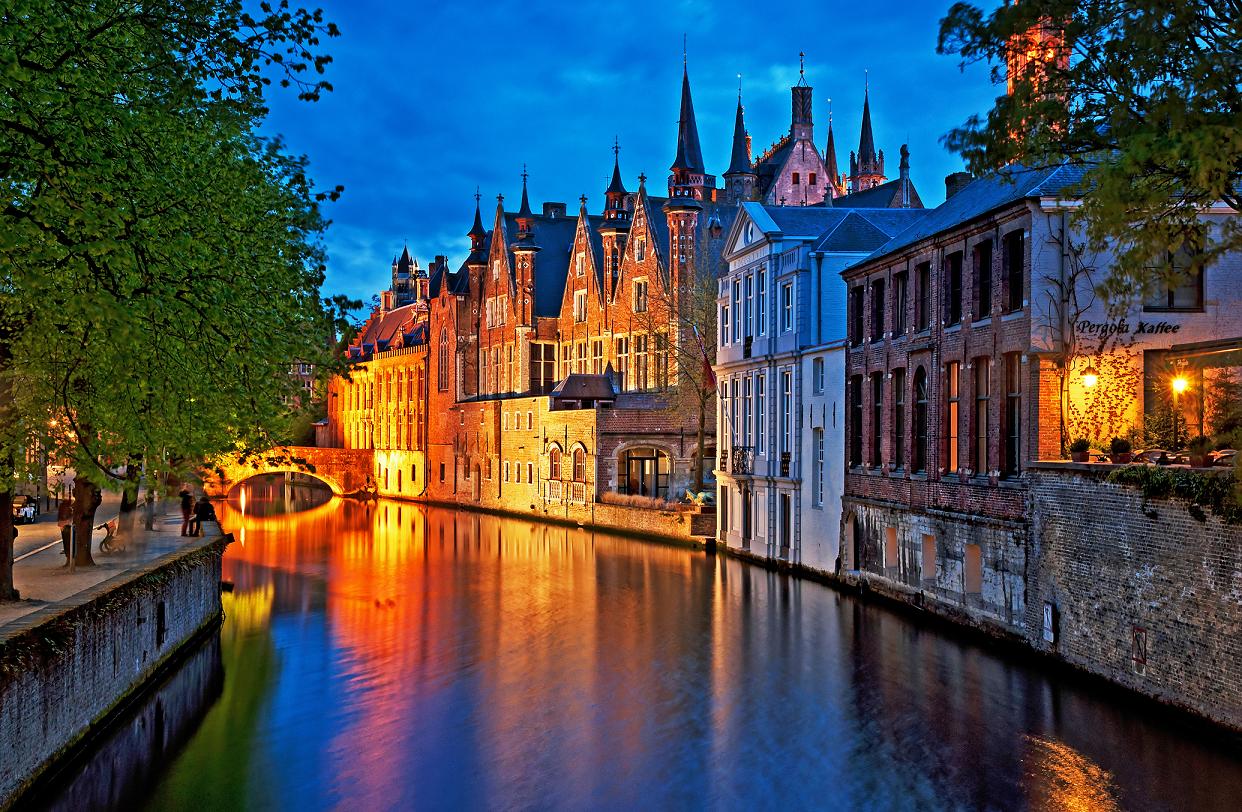 PAISES BAJOS CRUCEROS BRUJAS CRUCEROS BELGICA HOLLAND #Brujas #Holland #PaisesBajos #CrucerosFluviales #Cruises #Netherlands #HollandCruises #Belgium